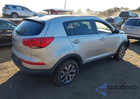 2015 Kia Sportage Lx z USA, uszkodzony, nr VIN KNDPBCAC0F7726492